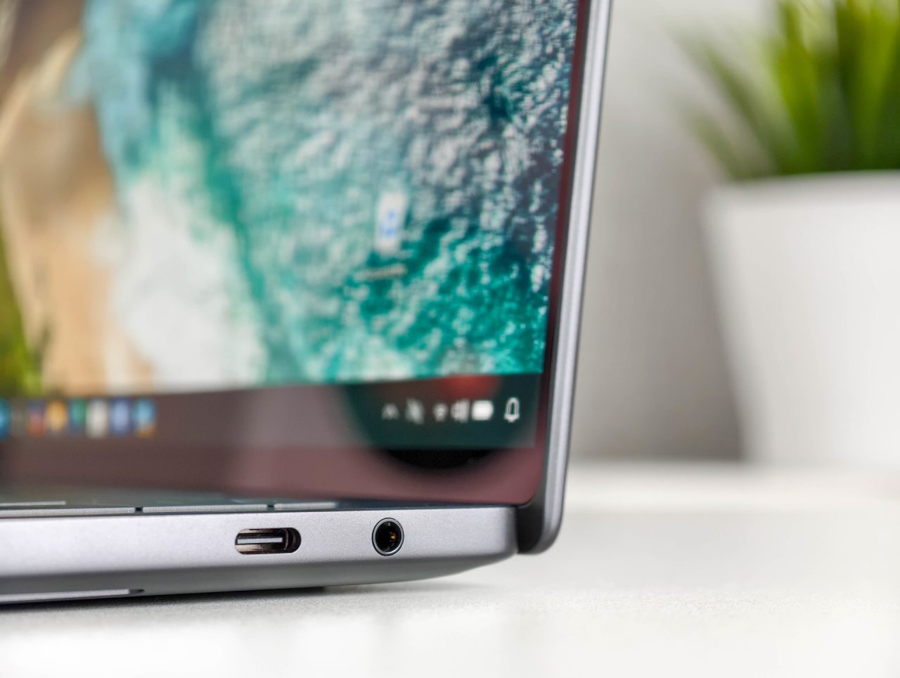 Dell XPS 14 2026 Anschlüsse rechts
