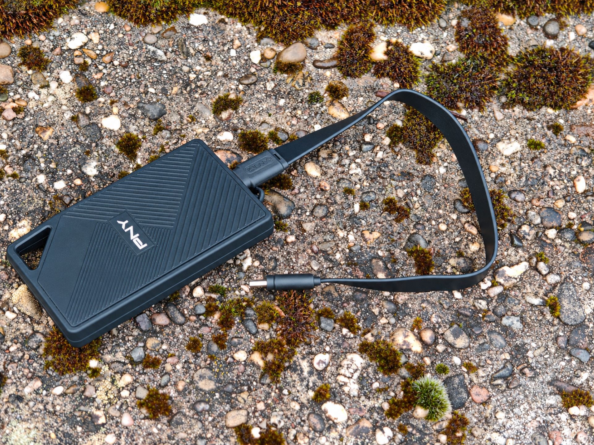 PNY RP60 1TB im ganzen mit USB Typ-C Kabel